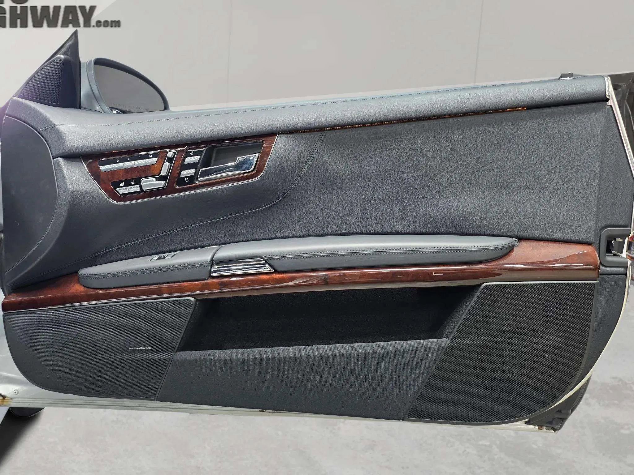 Used 2008 Mercedes-Benz CL 550 image 15