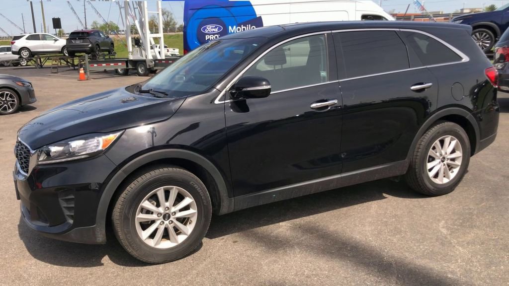 Used 2020 Kia Sorento LX FWD video 3