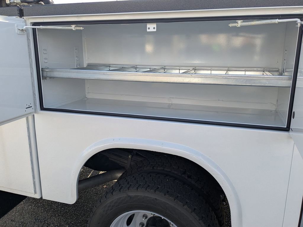 New 2026 Ford F550 4x4 Supercab Super Duty image 20