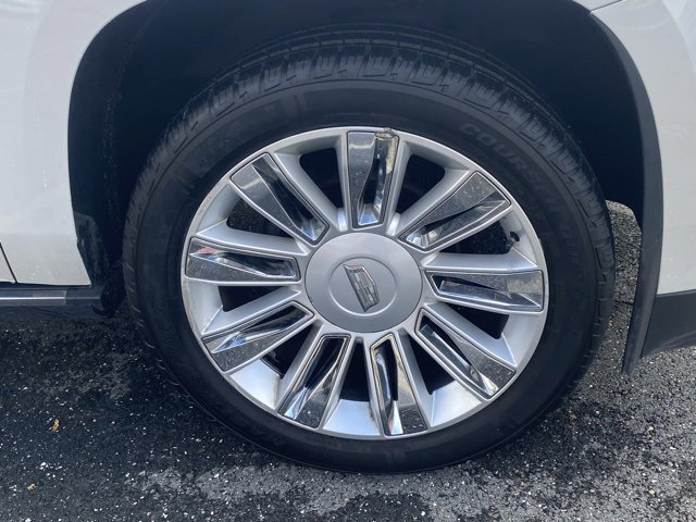 Used 2016 Cadillac Escalade ESV Platinum image 11