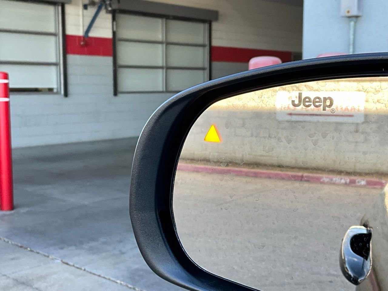 Used 2025 Jeep Compass Latitude image 19