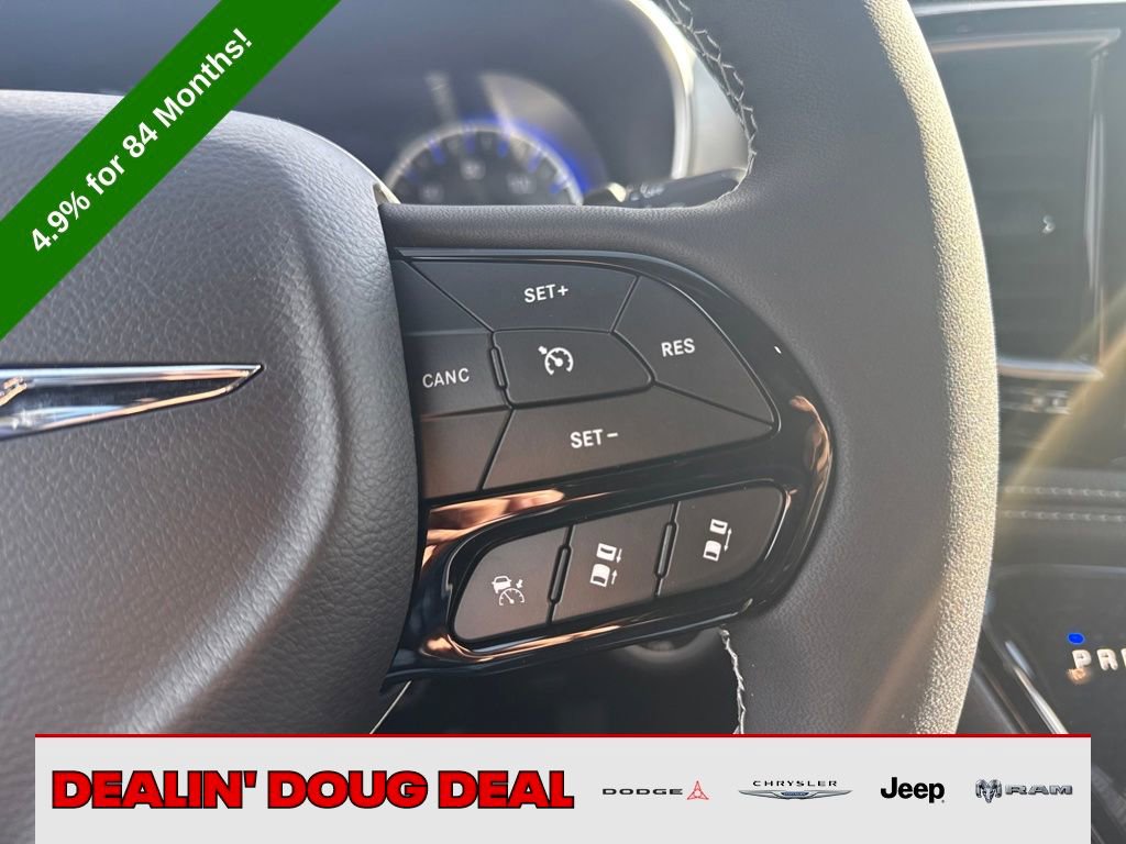 New 2026 Chrysler Pacifica Limited image 15