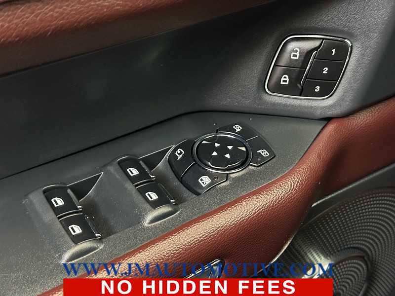 Used 2023 Ford Expedition Limited image 44