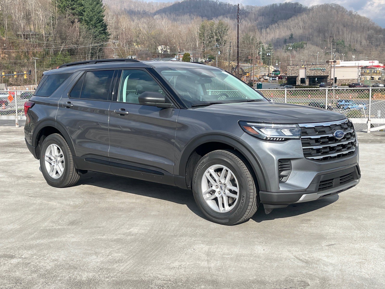 New 2026 Ford Explorer Active image 1