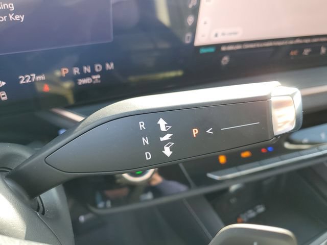 Used 2025 Buick Envision Sport Touring AWD/4WD image 30