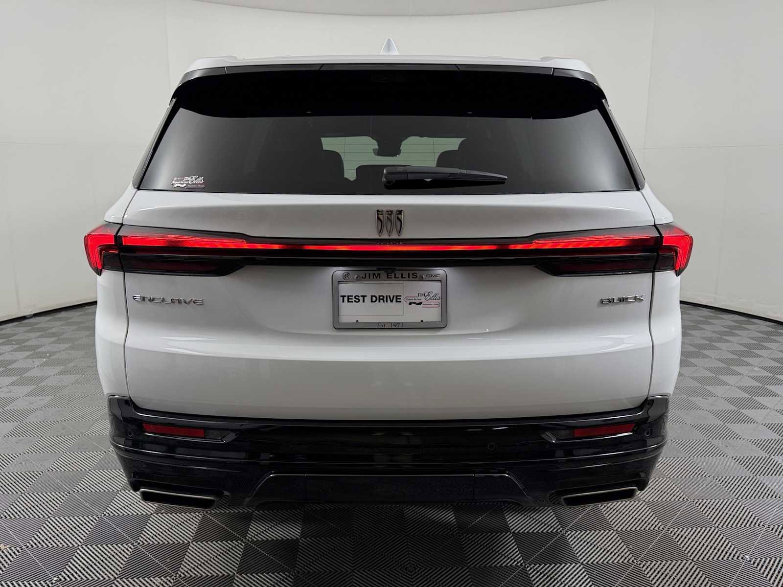 New 2026 Buick Enclave Sport Touring w/ Power Package image 5