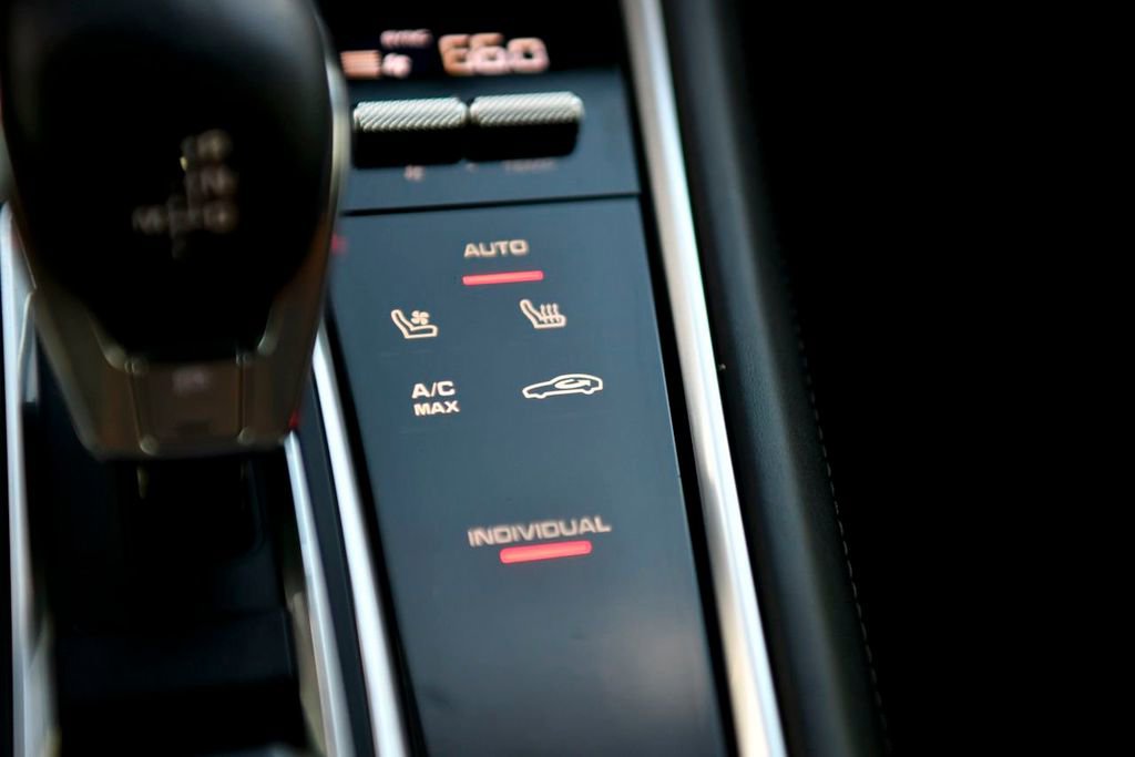 Used 2018 Porsche Panamera Turbo S image 63