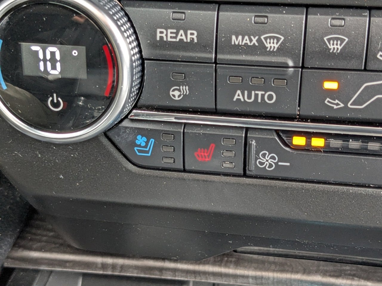 Used 2018 Ford Expedition Limited w/ Equipment Group 301A image 30