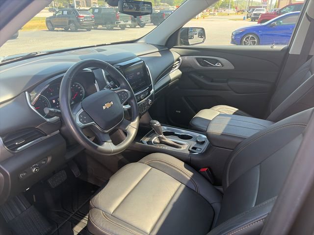 Used 2020 Chevrolet Traverse LT w/ LT Premium Package AWD/4WD image 31