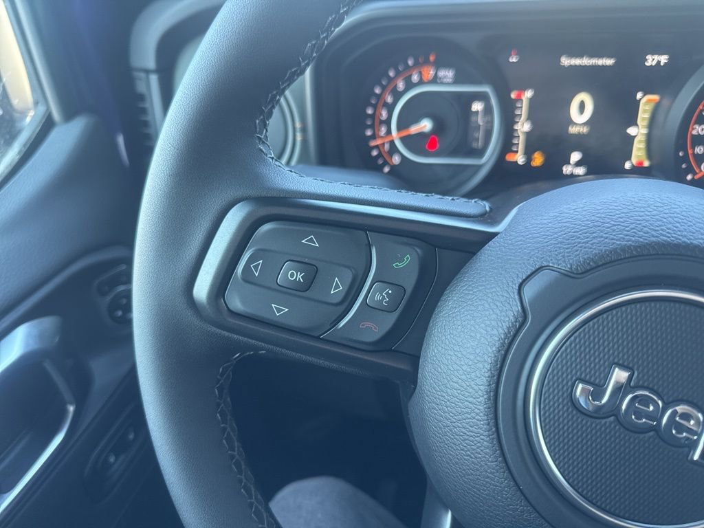 New 2026 Jeep Gladiator Mojave AWD/4WD image 18