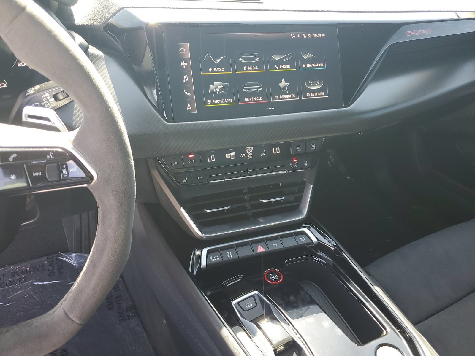 Used 2023 Audi e-tron GT Premium Plus w/ Performance Package AWD/4WD image 25
