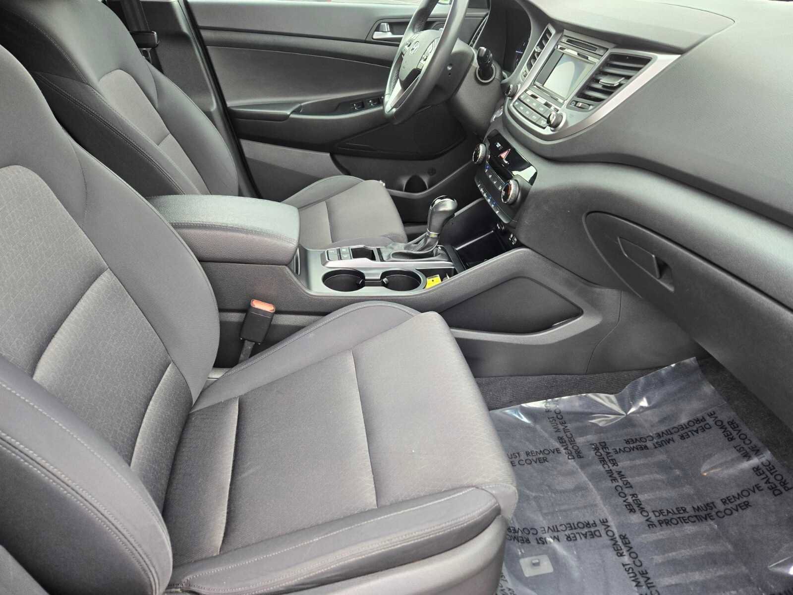 Used 2017 Hyundai Tucson Sport image 12