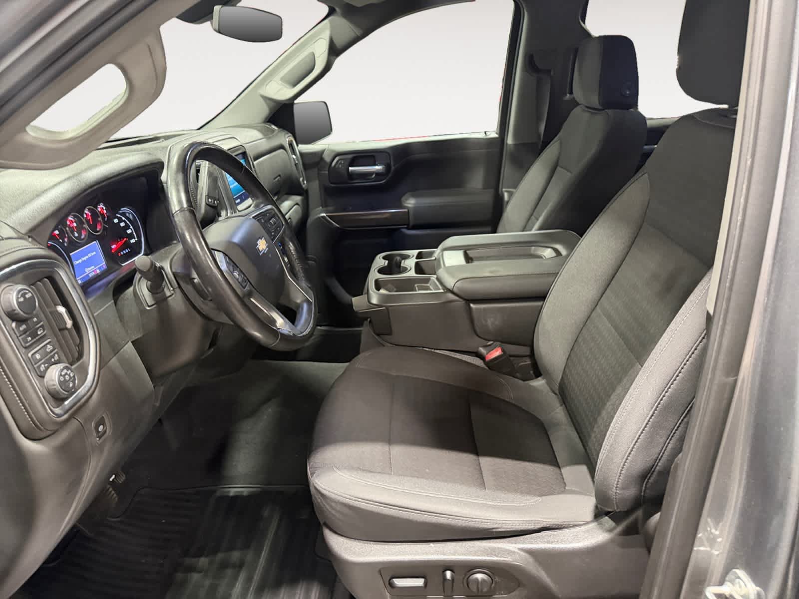 Used 2021 Chevrolet Silverado 1500 LT w/ Bed Protection Package AWD/4WD image 10