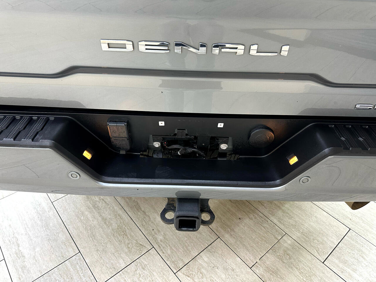 Used 2024 GMC Sierra 2500 Denali w/ Denali Reserve Package image 10