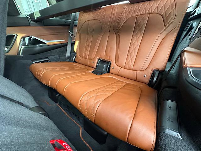 Used 2025 BMW ALPINA XB7 image 22