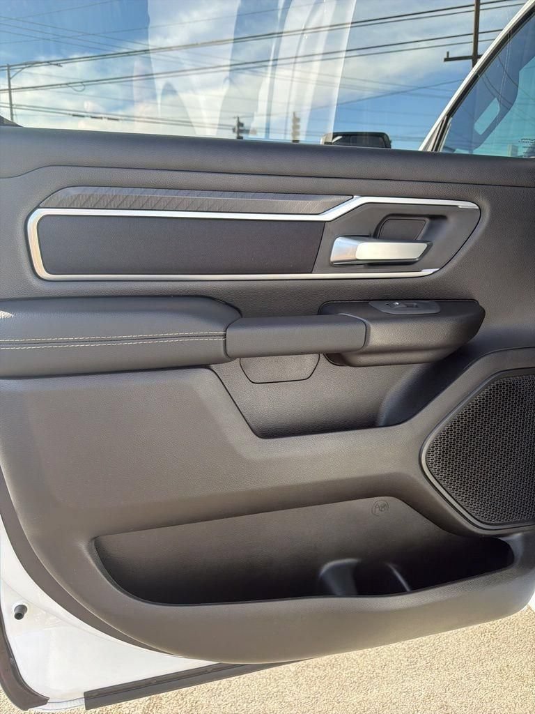New 2026 RAM 1500 Big Horn AWD/4WD image 26