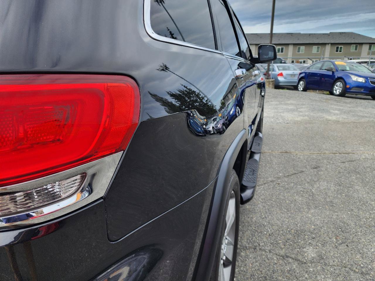 Used 2014 Jeep Grand Cherokee Limited w/ Luxury Group II AWD/4WD image 43