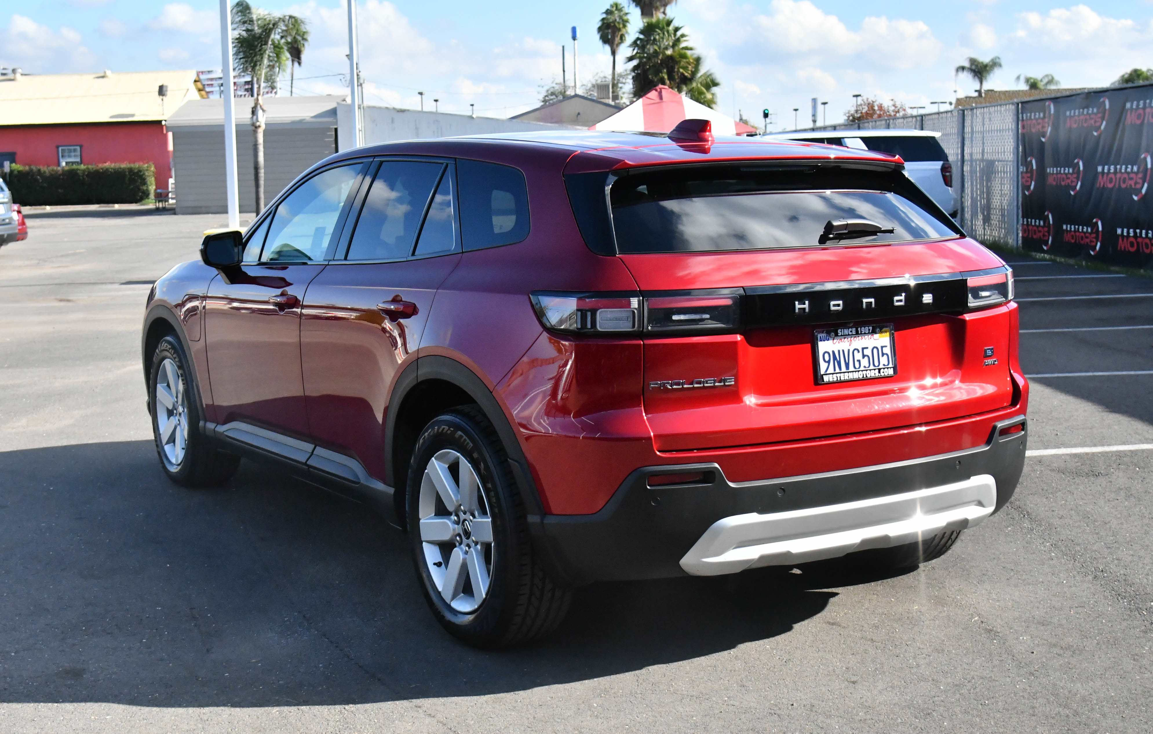 Used 2024 Honda Prologue EX image 6