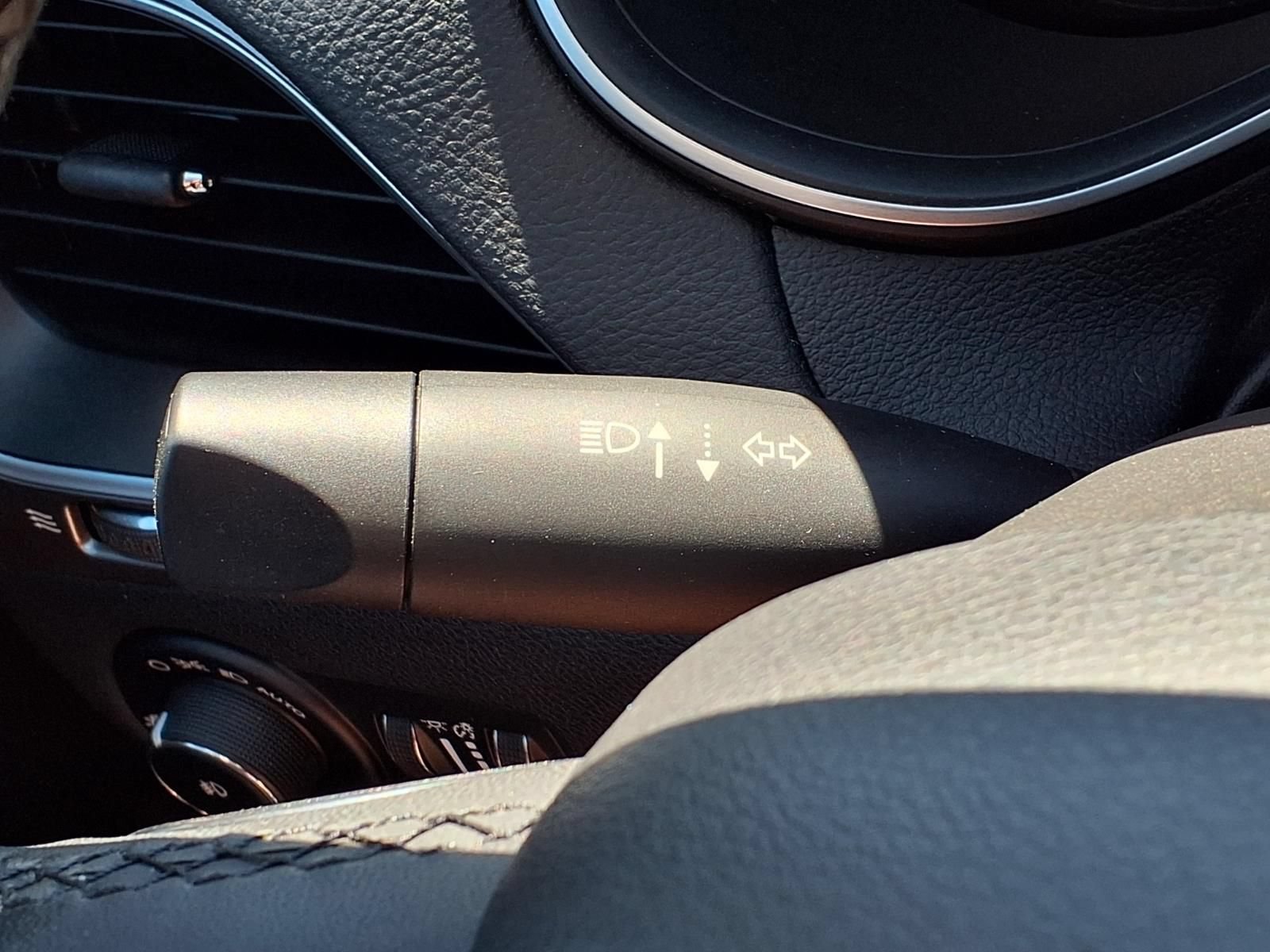 Used 2020 Jeep Cherokee Latitude Plus FWD image 22