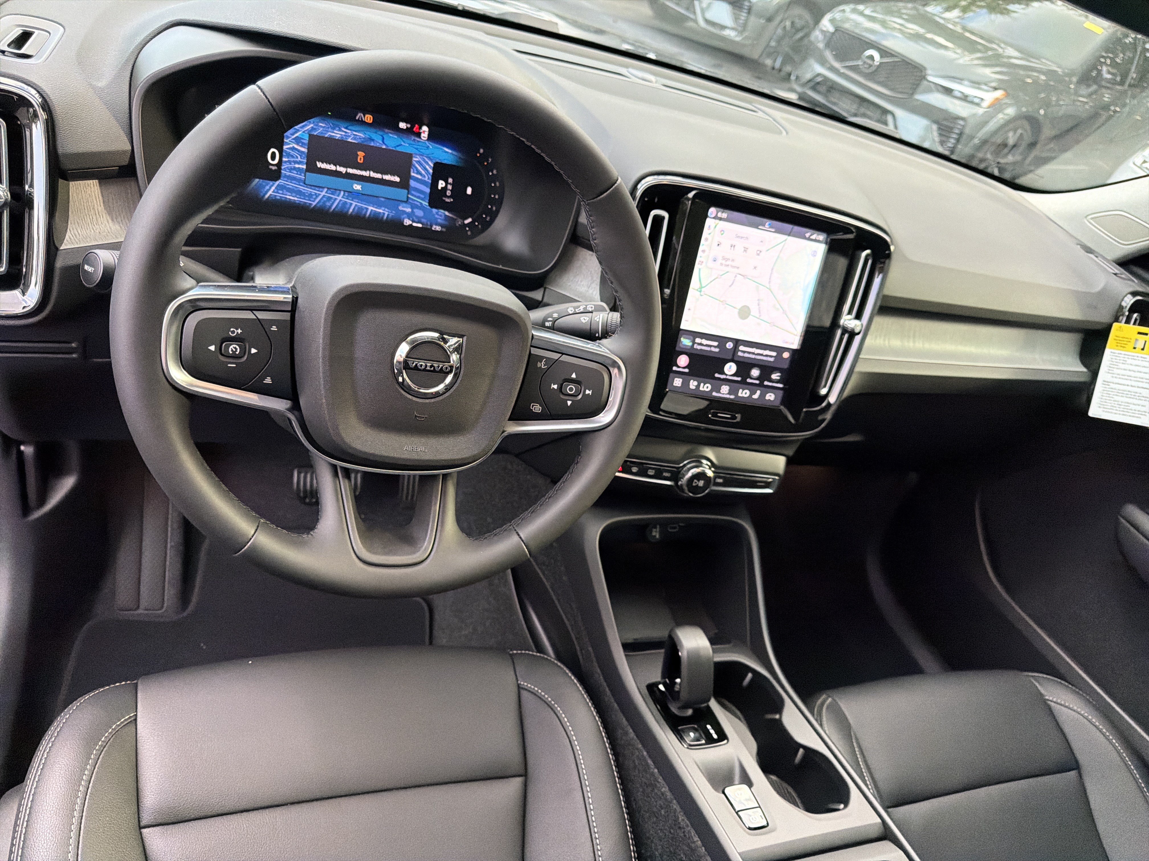 New 2026 Volvo XC40 B4 Core w/ Climate Package FWD image 18