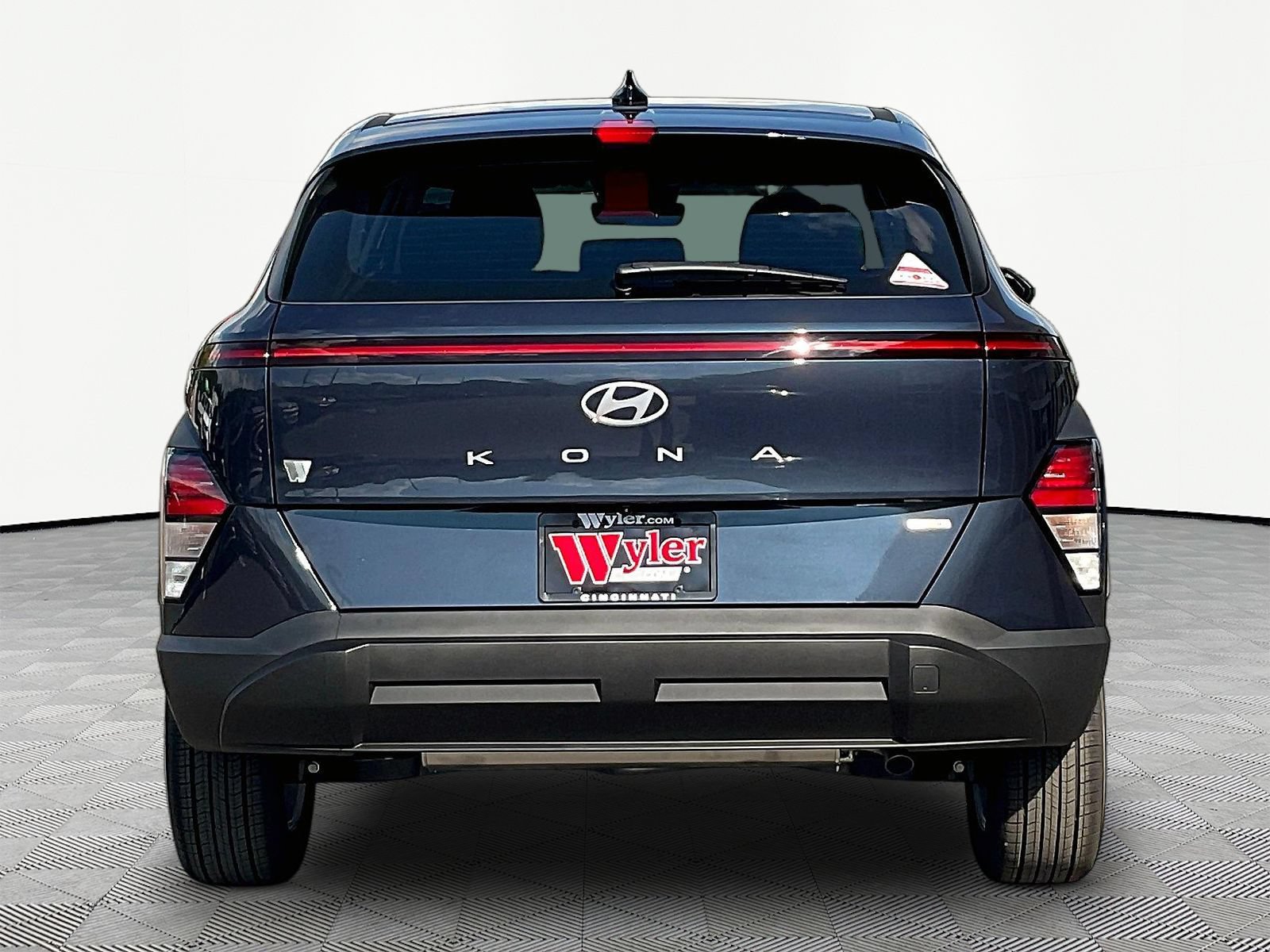 New 2027 Hyundai Kona SE AWD/4WD image 5