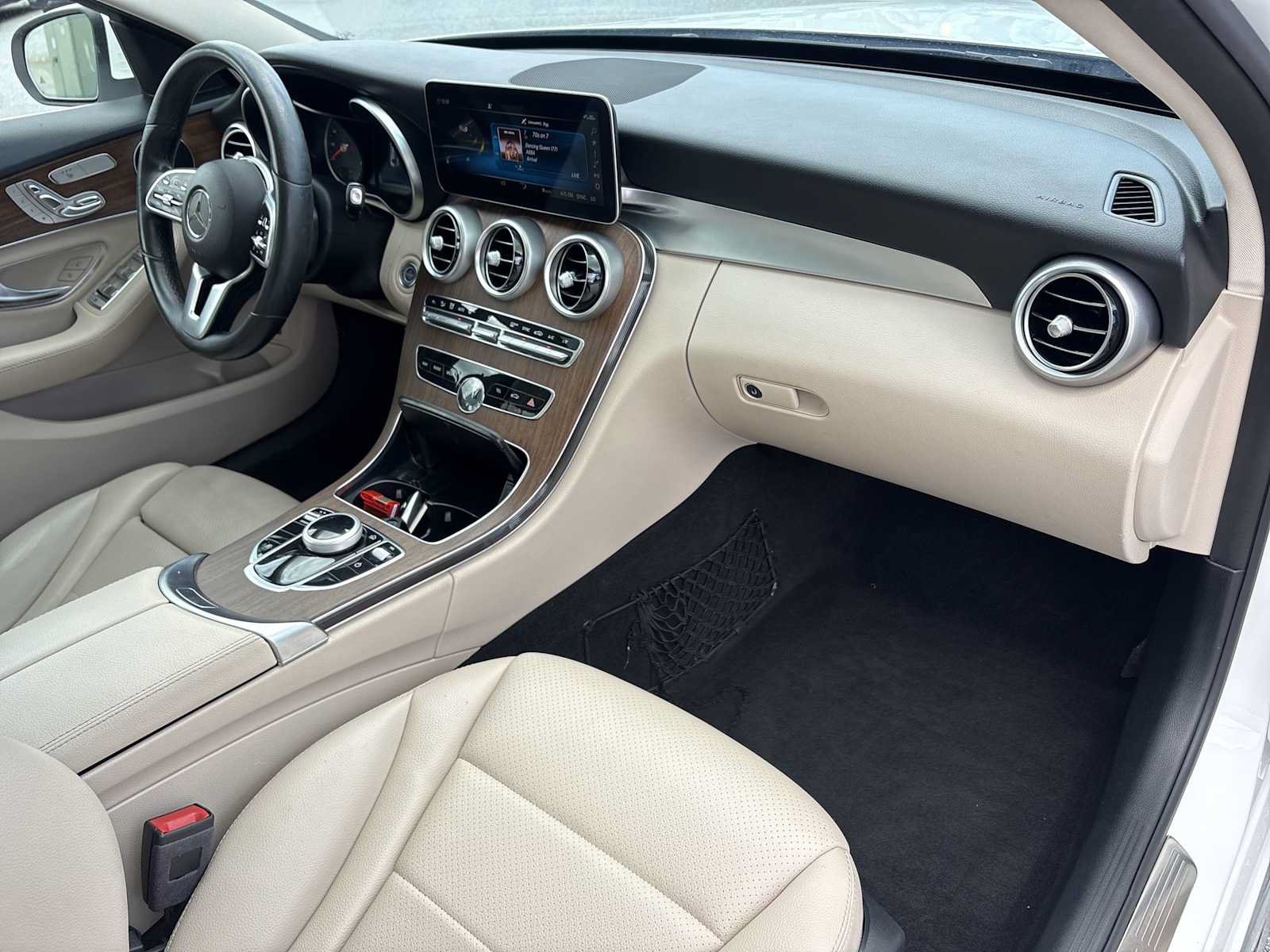 Used 2019 Mercedes-Benz C 300 4MATIC Sedan image 28