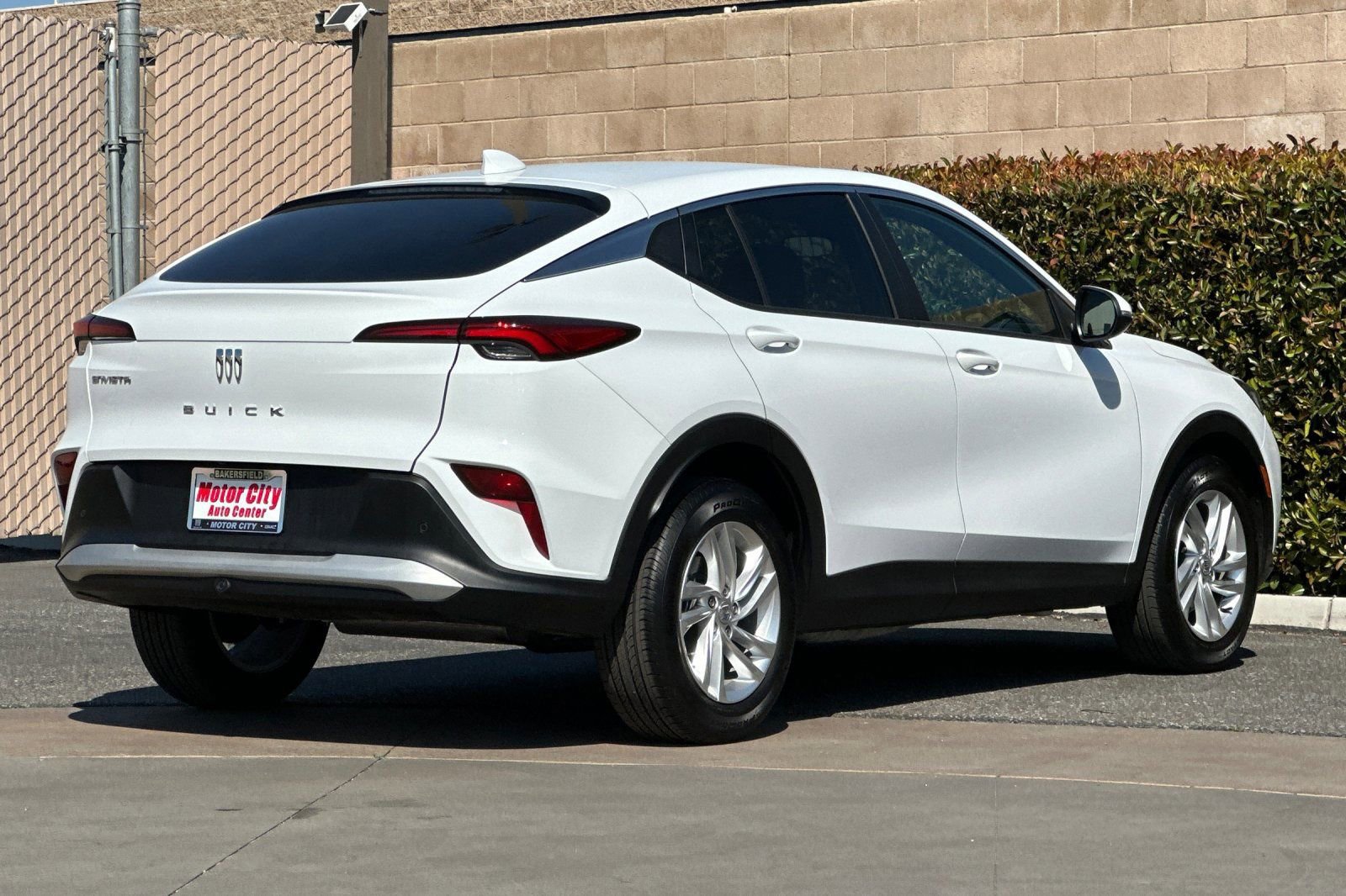 Certified 2025 Buick Envista Preferred image 4