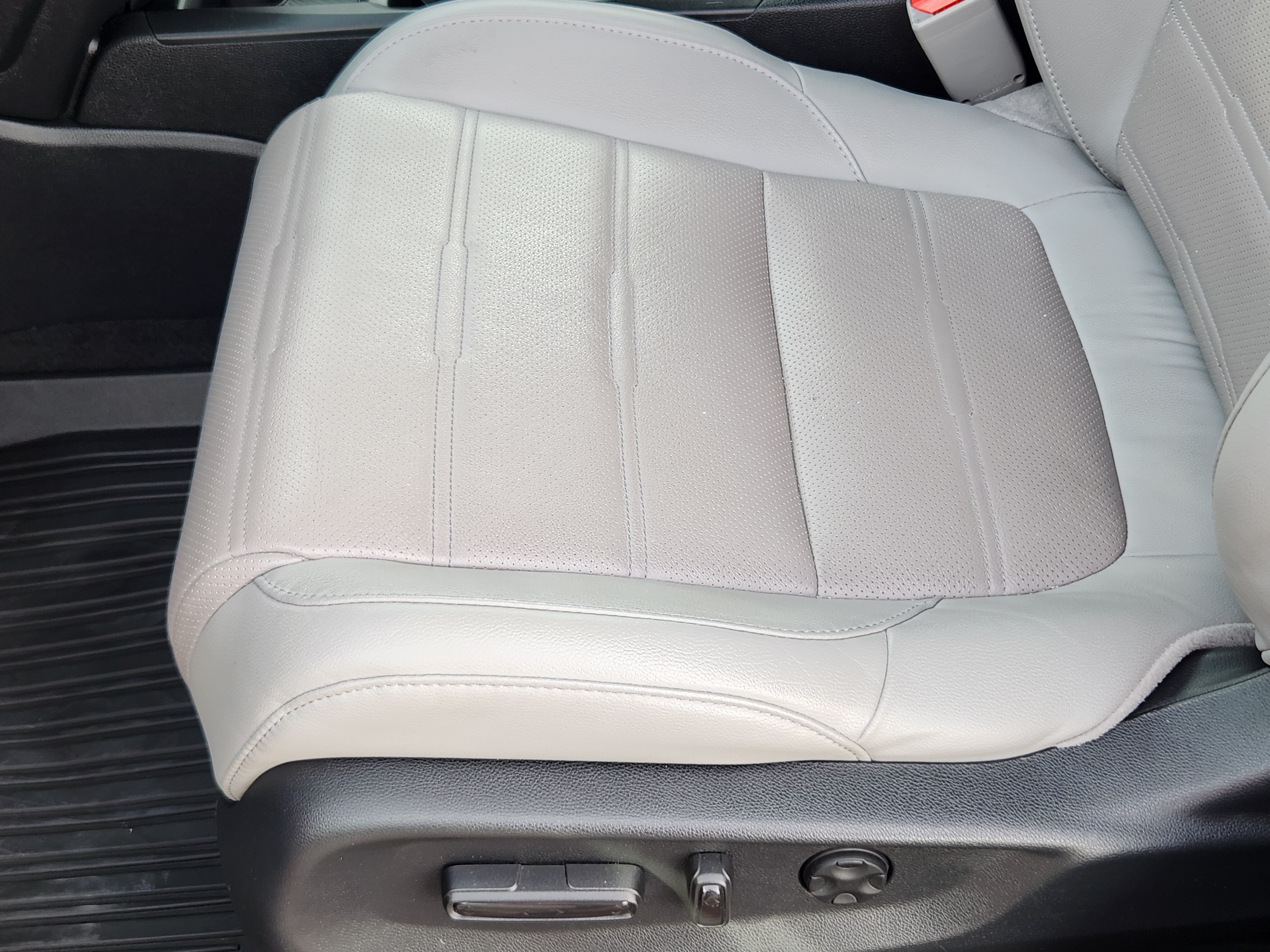 Used 2019 Honda CR-V EX-L image 19