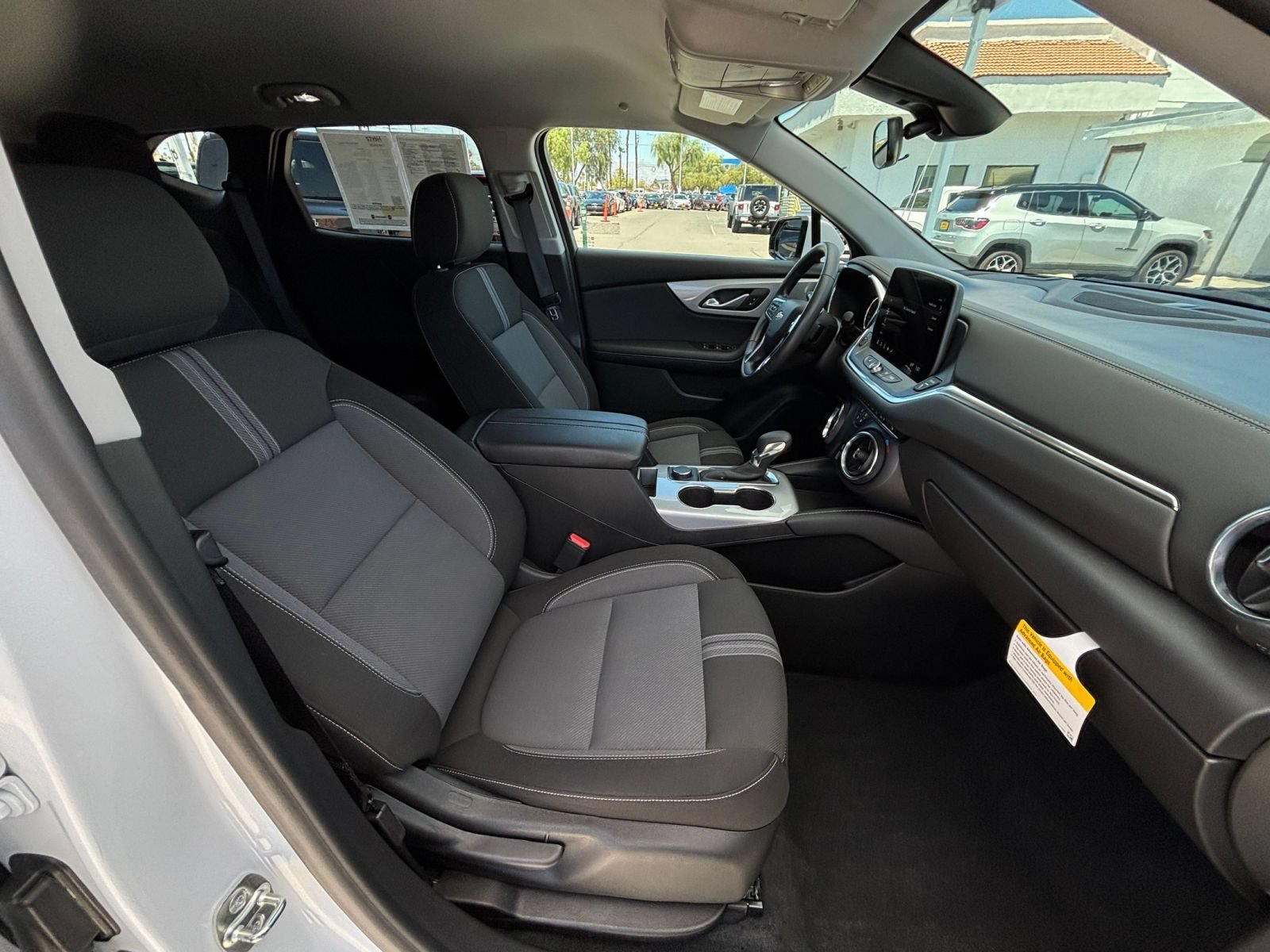 Used 2026 Chevrolet Blazer LT FWD image 27