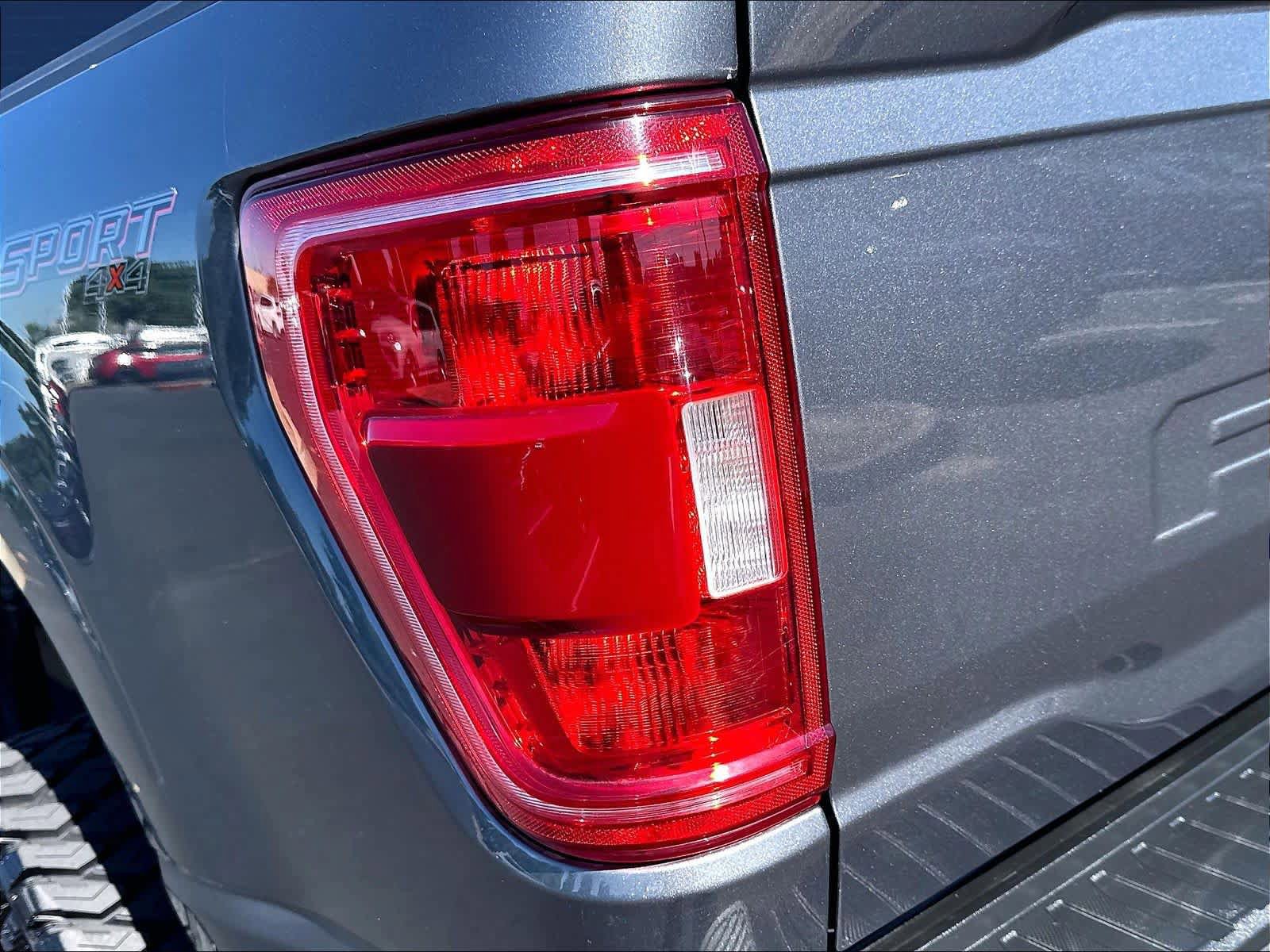 Used 2022 Ford F150 XLT w/ Equipment Group 302A High AWD/4WD image 26