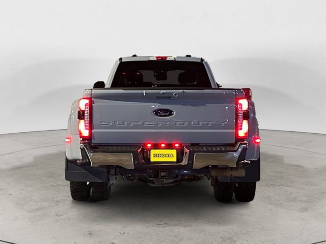 Certified 2025 Ford F450 Lariat w/ FX4 Off-Road Package image 4