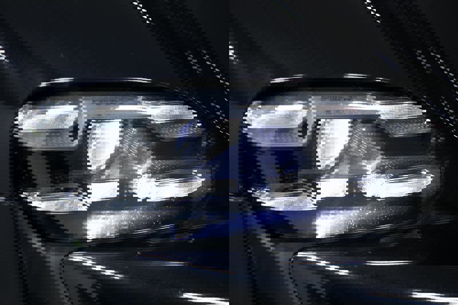 Certified 2020 Porsche Taycan Turbo S image 32