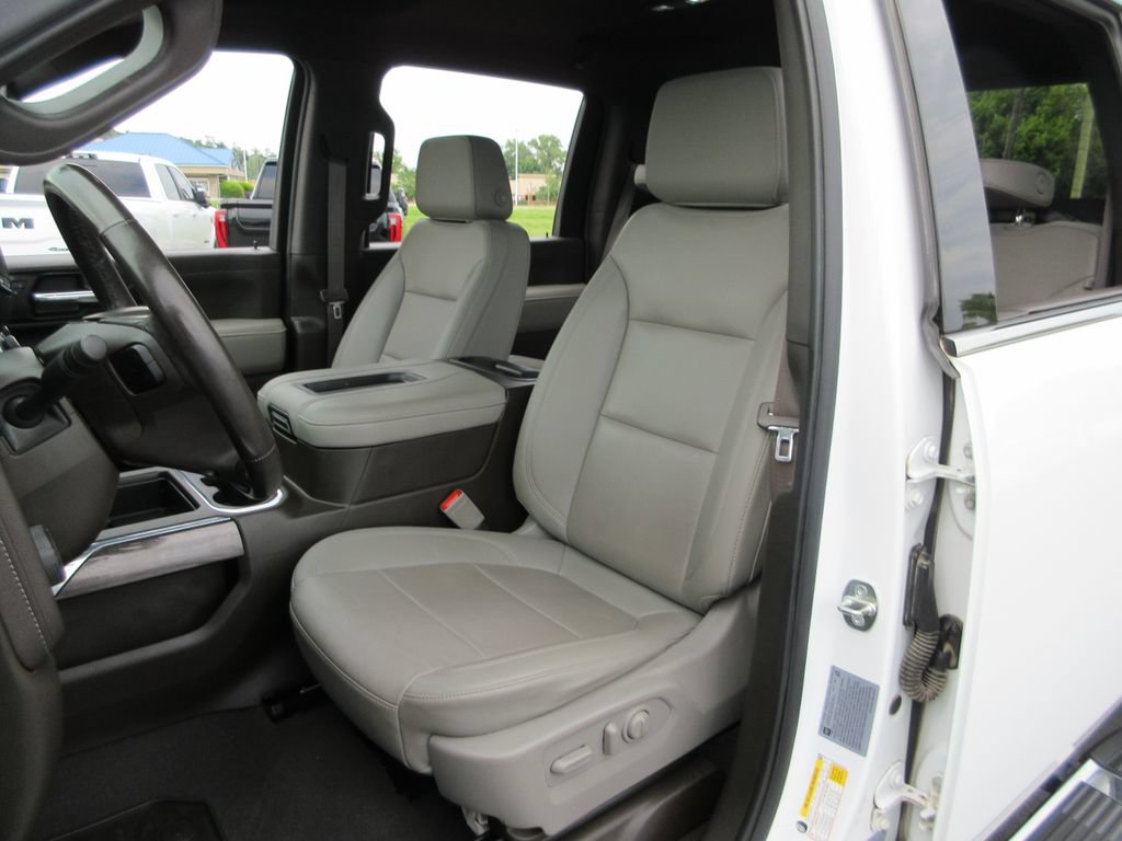 Certified 2022 Chevrolet Silverado 2500 LTZ w/ LTZ Convenience Package AWD/4WD image 19