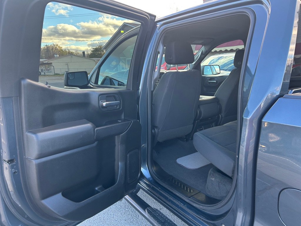 Used 2019 Chevrolet Silverado 1500 Custom w/ Custom Convenience Package image 24