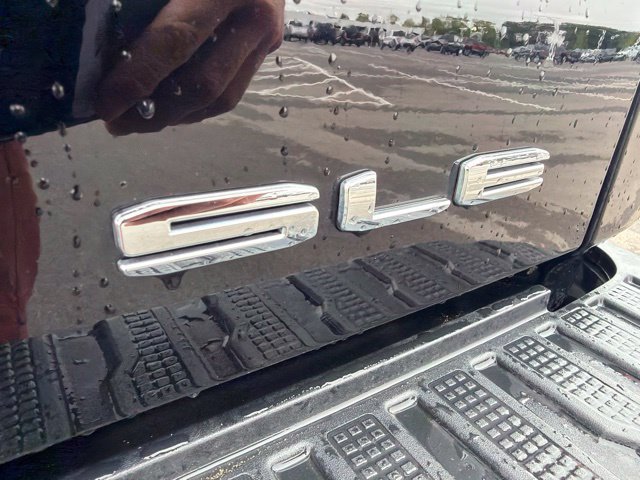 Used 2020 GMC Sierra 1500 SLE w/ X31 Off-Road Package AWD/4WD image 12