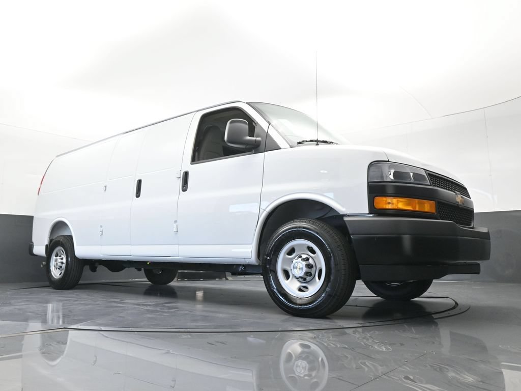 New 2026 Chevrolet Express 2500 Extended w/ Driver Convenience Package RWD image 59