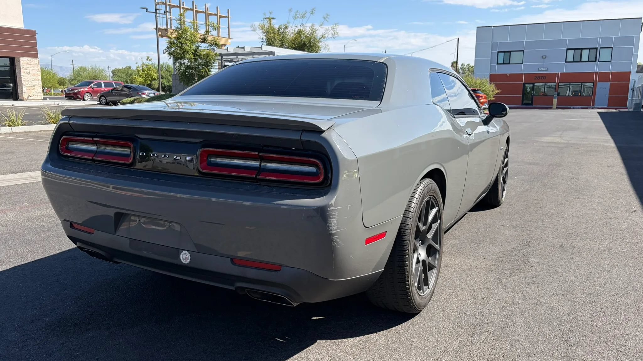 Used 2017 Dodge Challenger R/T RWD image 5