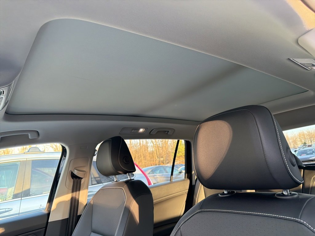 Used 2021 Volkswagen Tiguan SEL image 29