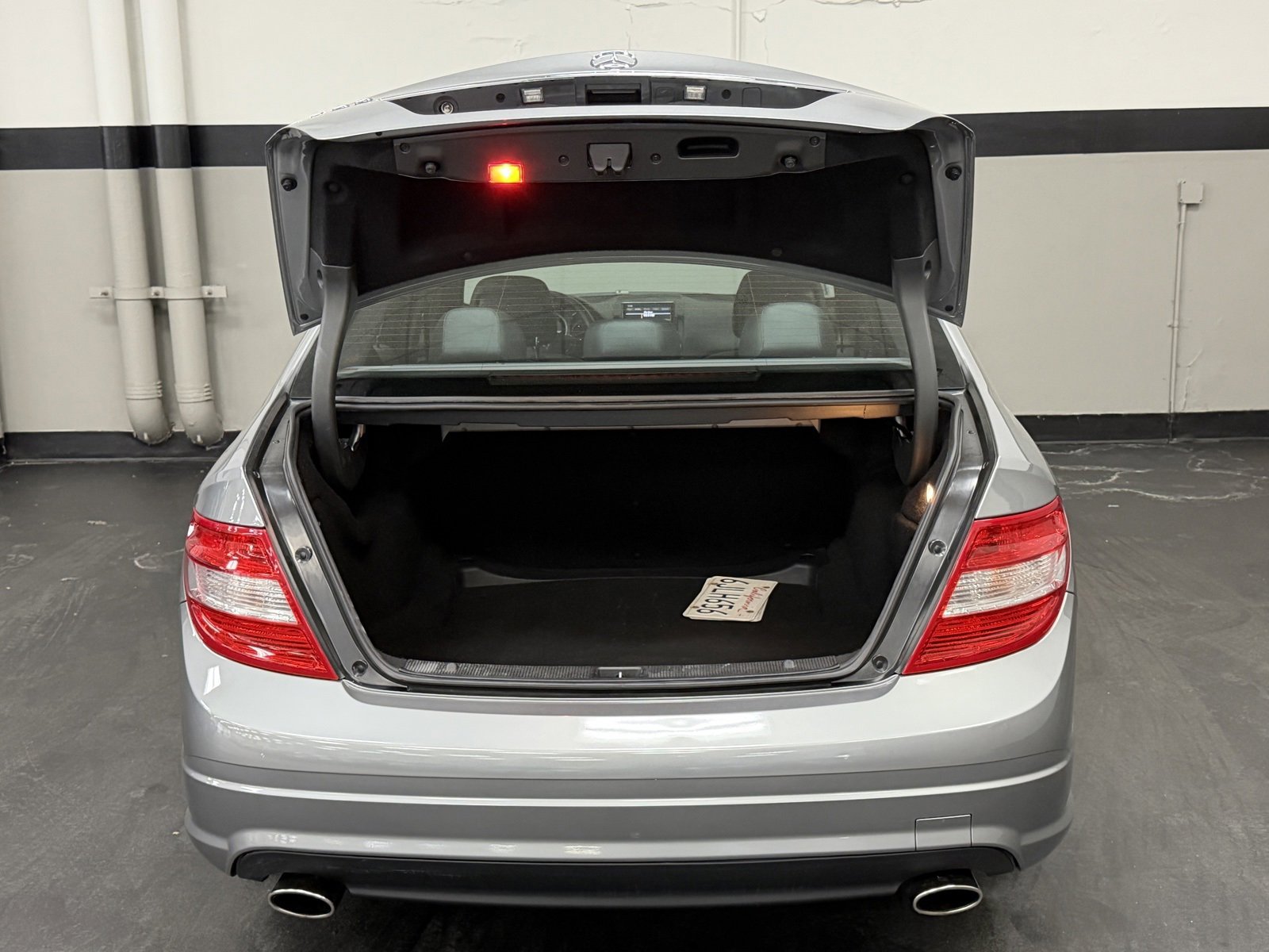 Used 2009 Mercedes-Benz C 300 Sedan image 16