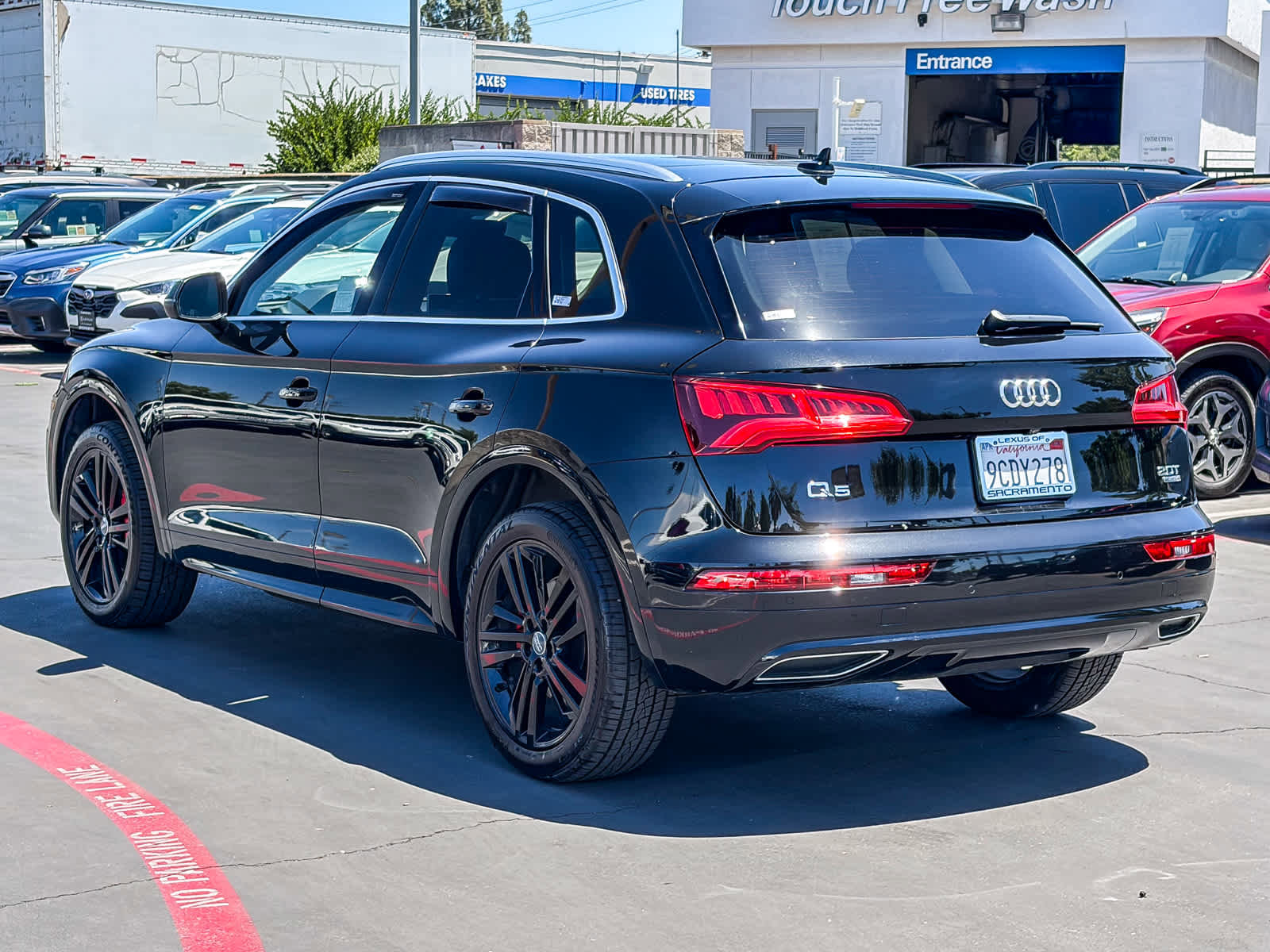 Used 2018 Audi Q5 2.0T Premium Plus w/ Premium Plus Package AWD/4WD image 2