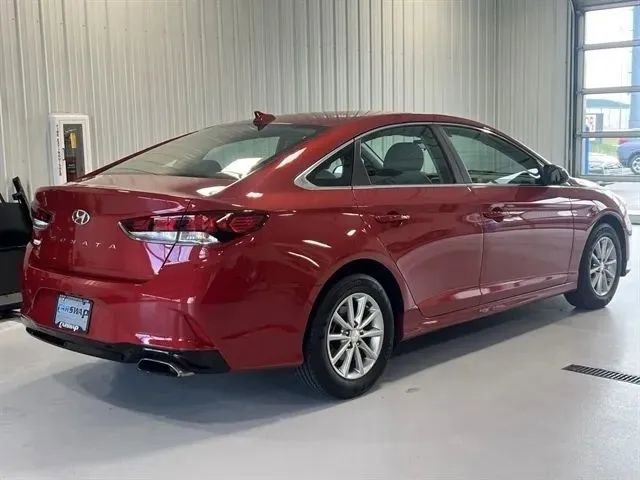Used 2019 Hyundai Sonata SE FWD image 3