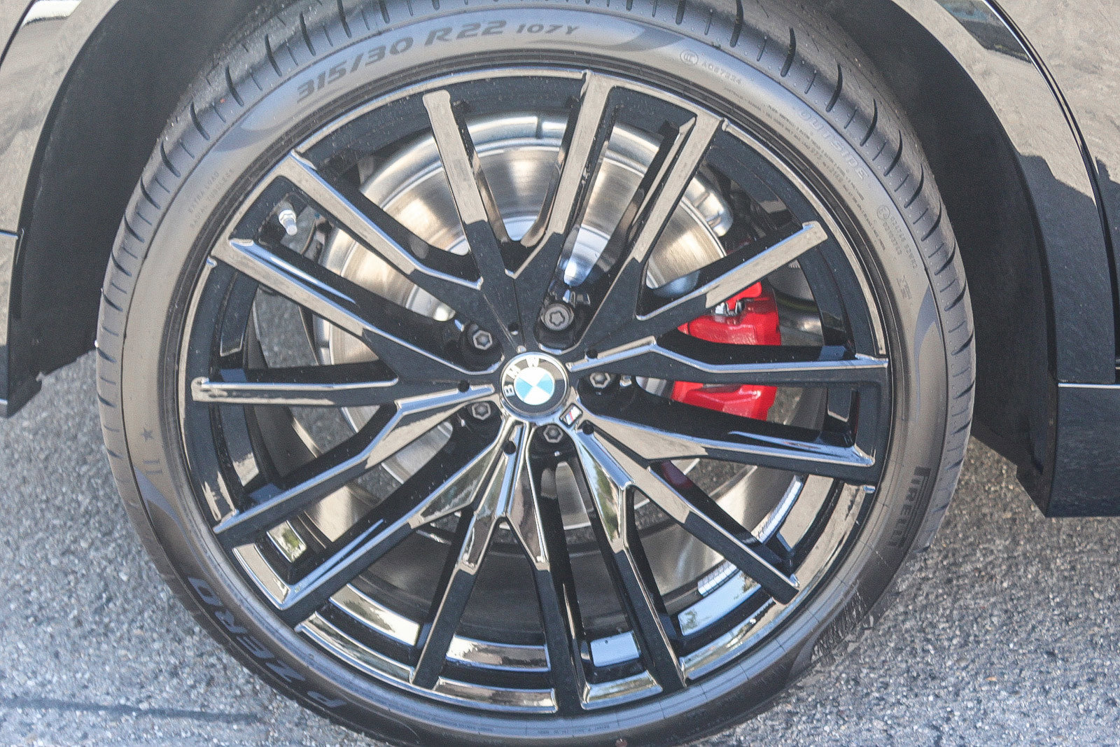 New 2026 BMW X5 M60i image 11