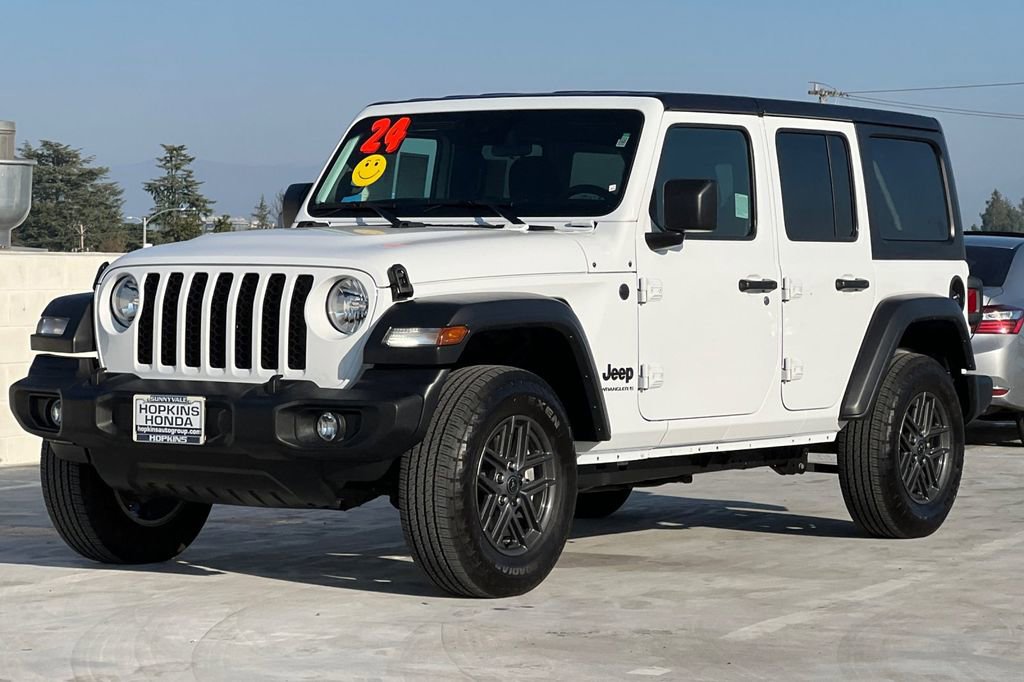 Used 2024 Jeep Wrangler Sport S image 7