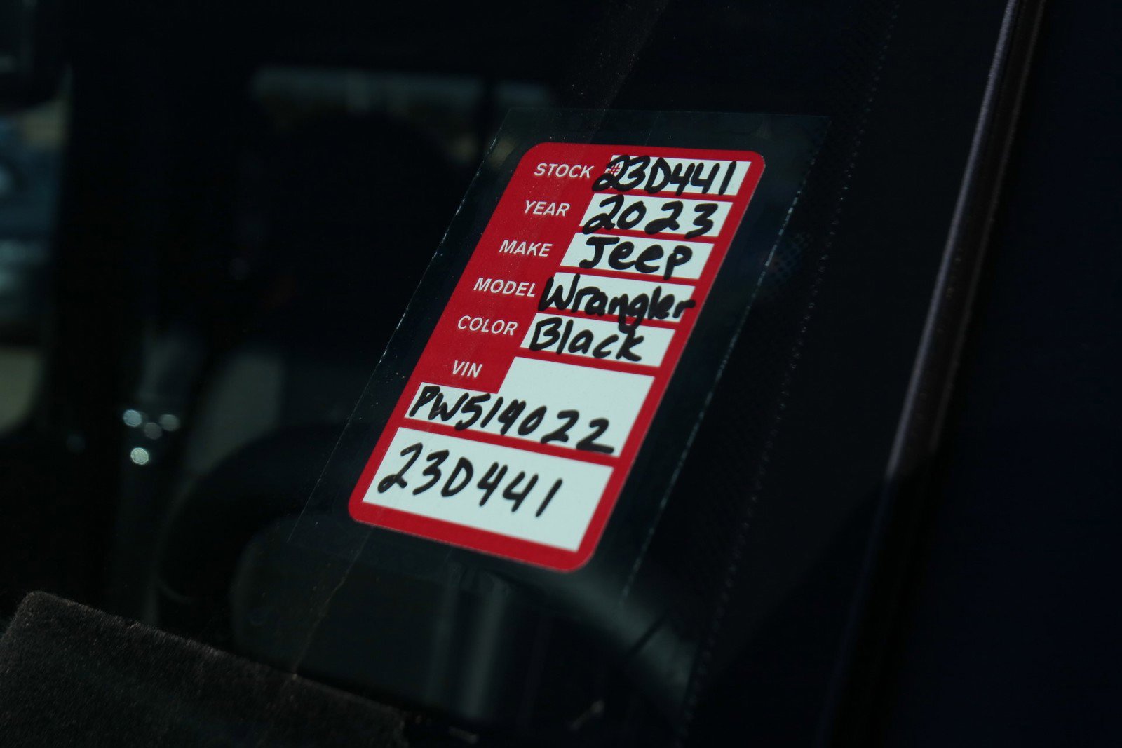 New 2023 Jeep Wrangler Sahara w/ Cold Weather Group image 19