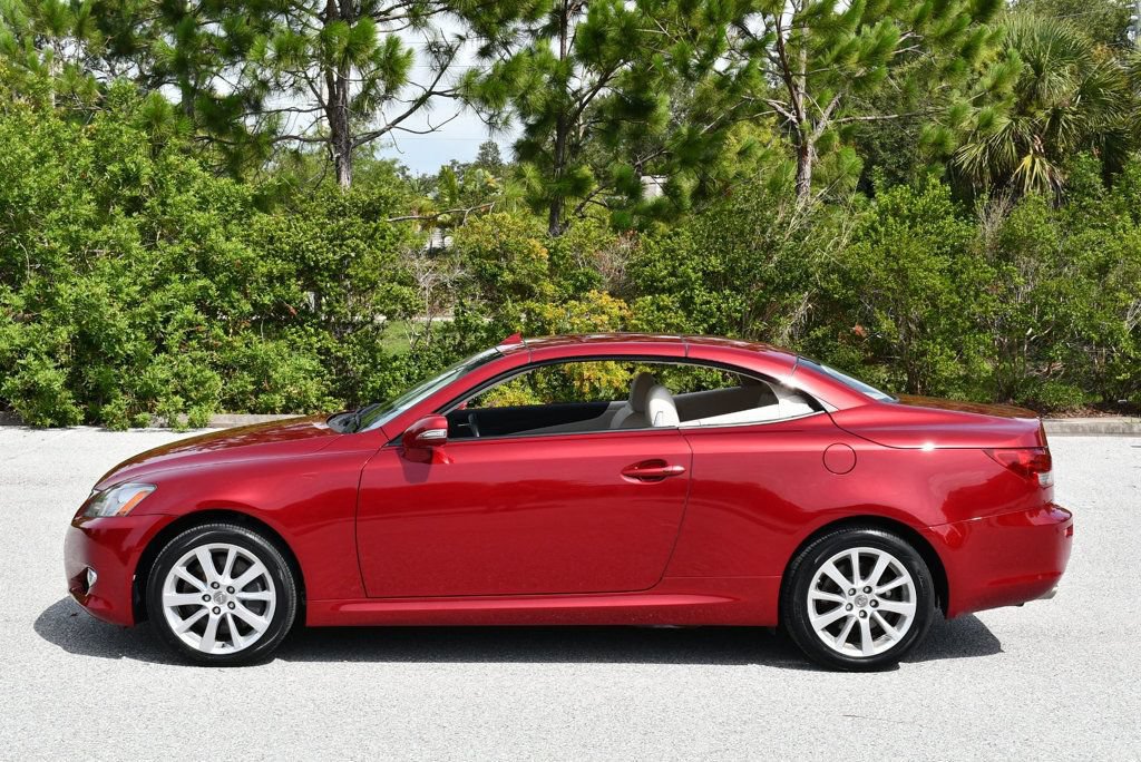 Used 2015 Lexus IS 350C RWD image 31