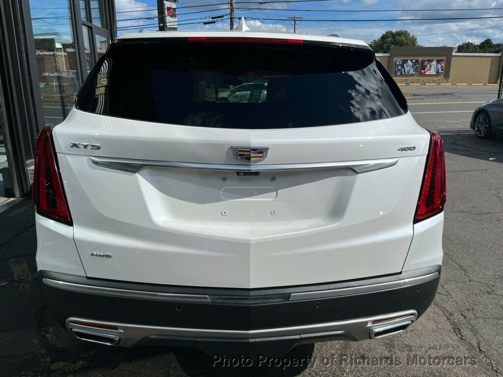 Used 2021 Cadillac XT5 Premium Luxury w/ Platinum Package AWD/4WD image 5