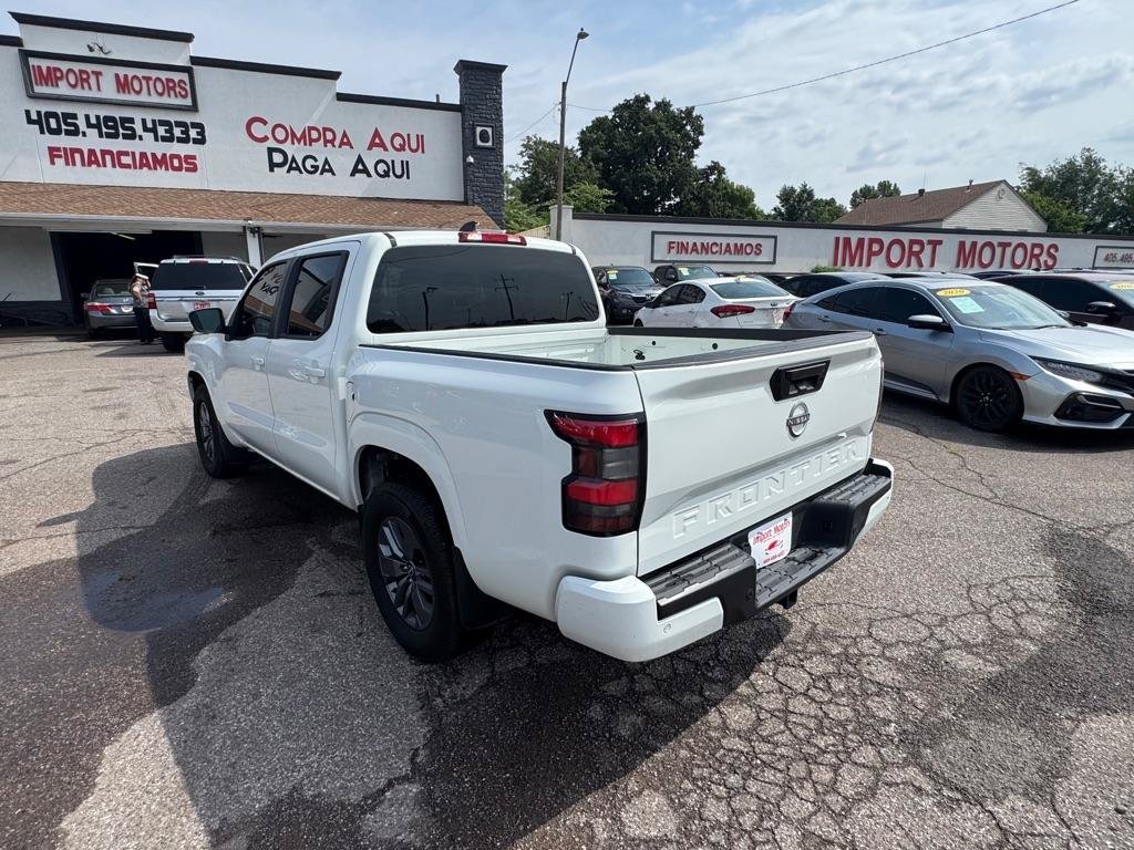 Used 2025 Nissan Frontier SV w/ Tow Package RWD image 8