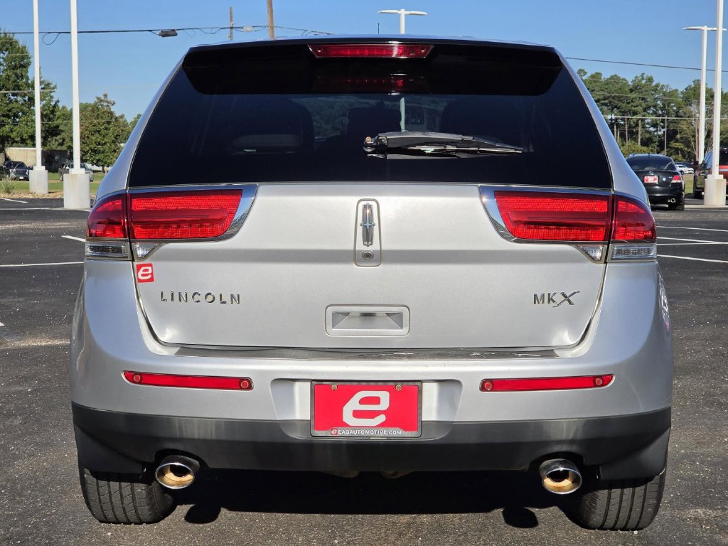 Used 2011 Lincoln MKX 2WD w/ 101A Rapid Spec Order Code image 7