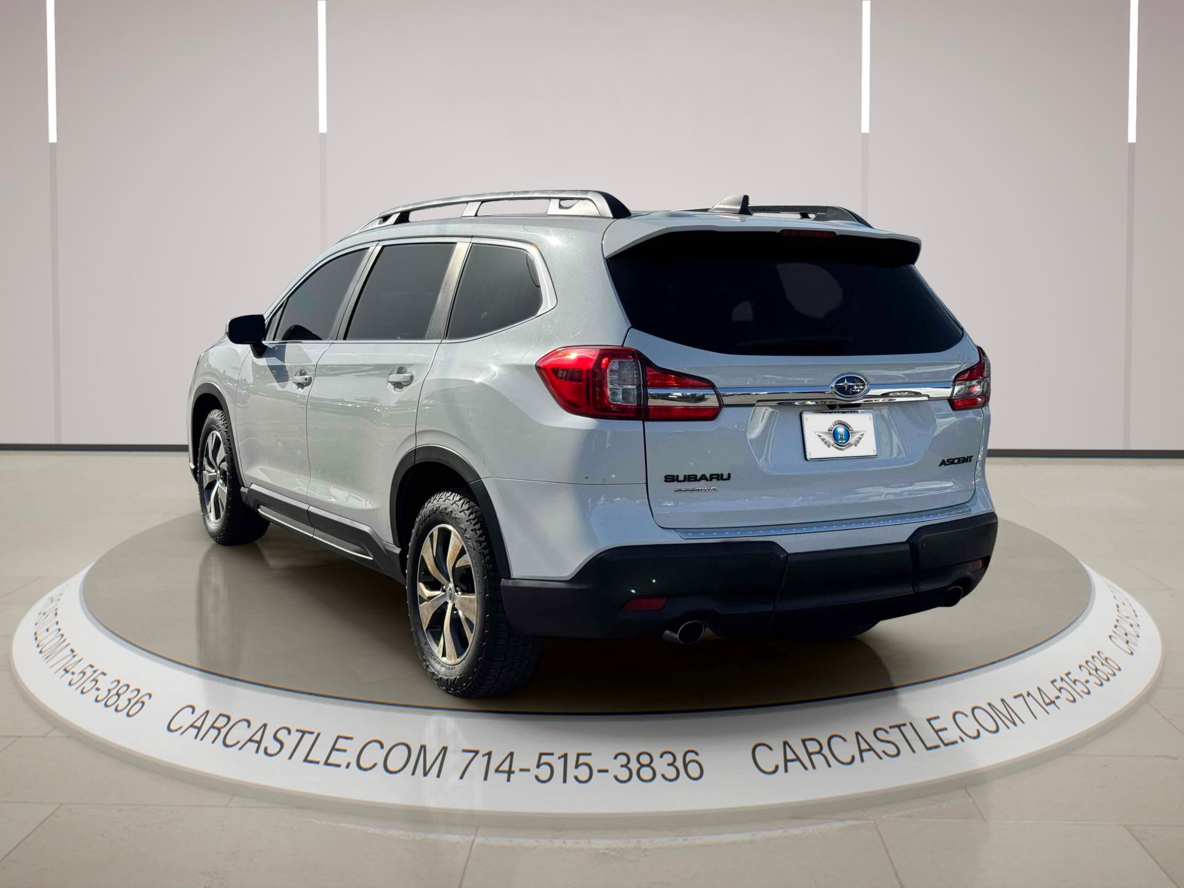Used 2020 Subaru Ascent Premium w/ Convenience Package AWD/4WD image 2