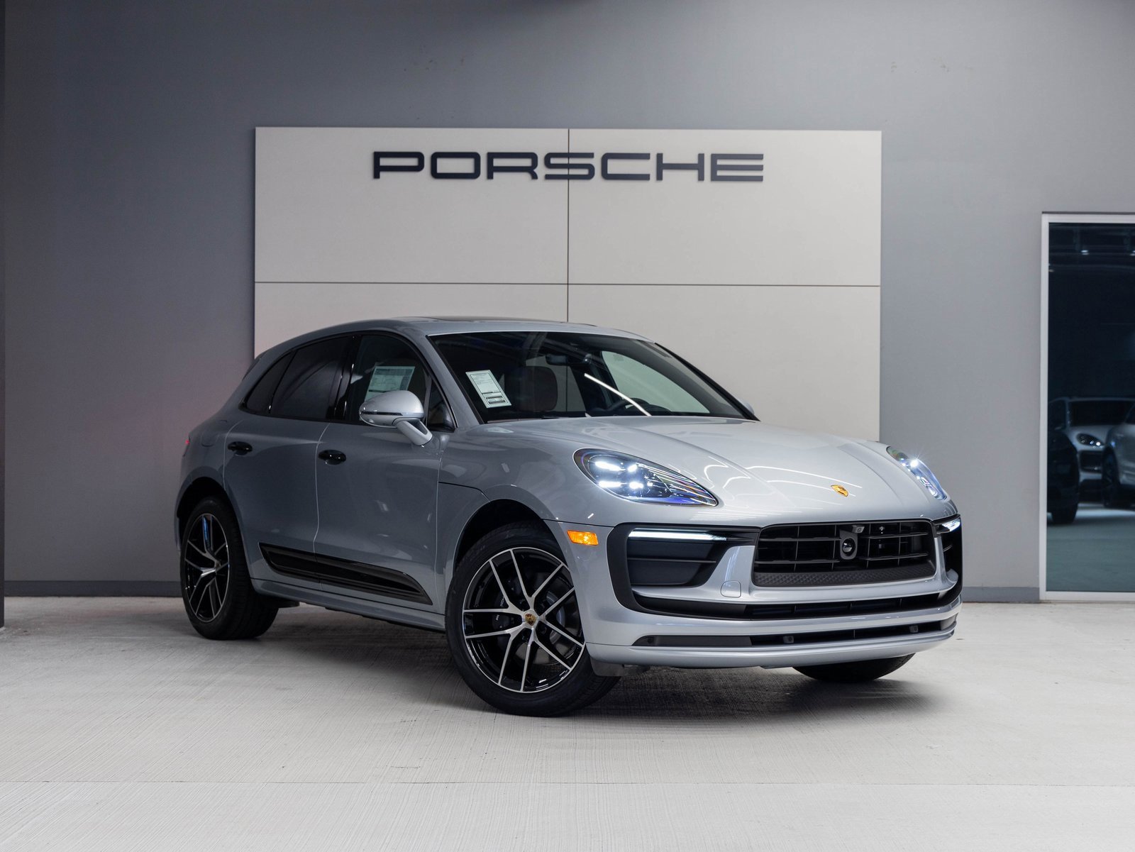New 2026 Porsche Macan image 9